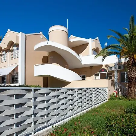 Hotel Palm Lefkímmi